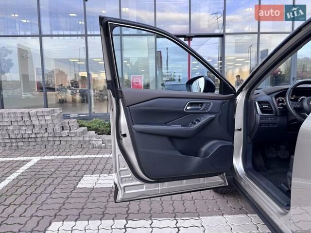 Бежевый Ниссан ИксТрейл, объемом двигателя 1.5 л и пробегом 51 тыс. км за 40038 $, фото 11 на Automoto.ua