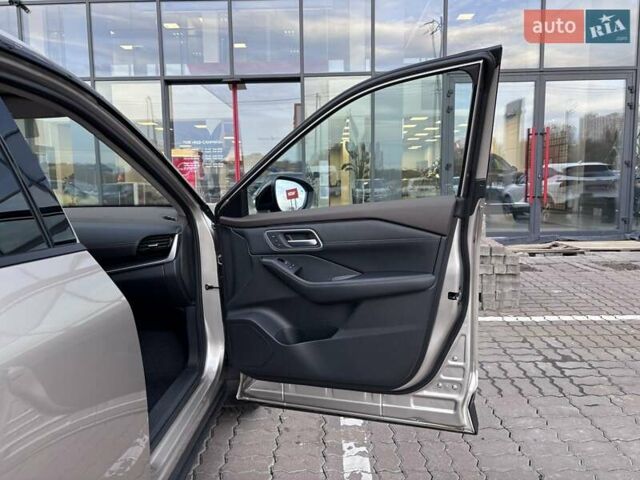 Бежевый Ниссан ИксТрейл, объемом двигателя 1.5 л и пробегом 51 тыс. км за 40038 $, фото 15 на Automoto.ua