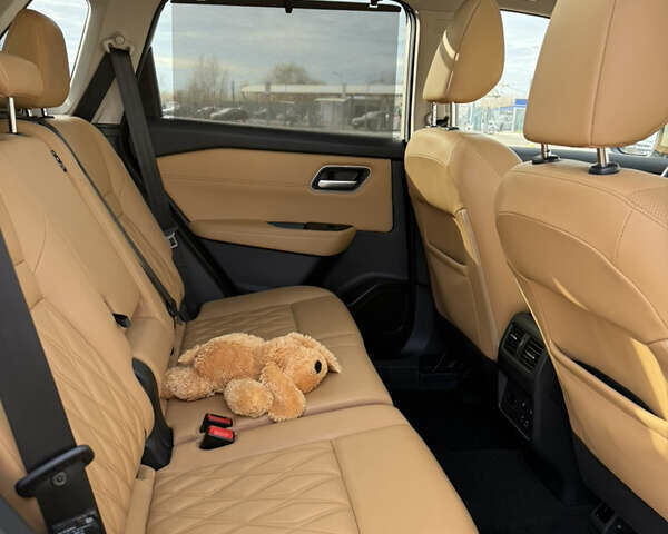 Бежевый Ниссан ИксТрейл, объемом двигателя 1.5 л и пробегом 24 тыс. км за 42200 $, фото 10 на Automoto.ua