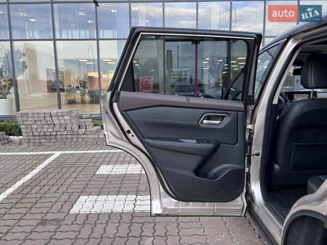 Бежевый Ниссан ИксТрейл, объемом двигателя 1.5 л и пробегом 51 тыс. км за 40038 $, фото 13 на Automoto.ua