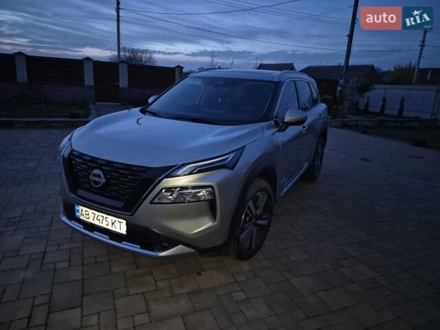 Бежевий Ніссан ІксТрейл, об'ємом двигуна 1.5 л та пробігом 19 тис. км за 46000 $, фото 2 на Automoto.ua
