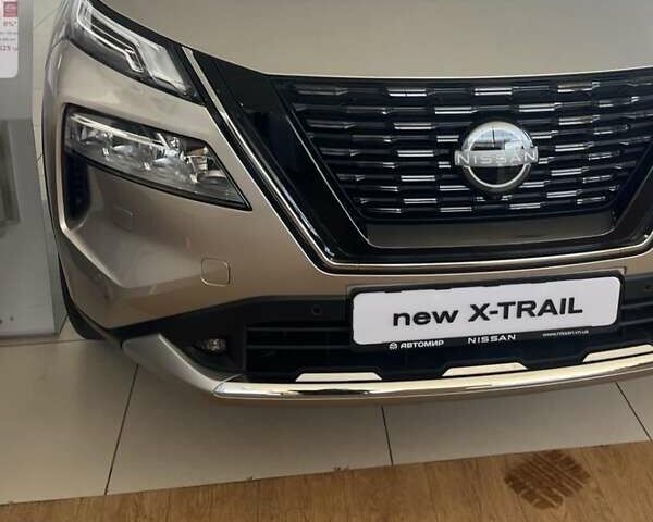 Бежевий Ніссан ІксТрейл, об'ємом двигуна 1.5 л та пробігом 19 тис. км за 46000 $, фото 5 на Automoto.ua