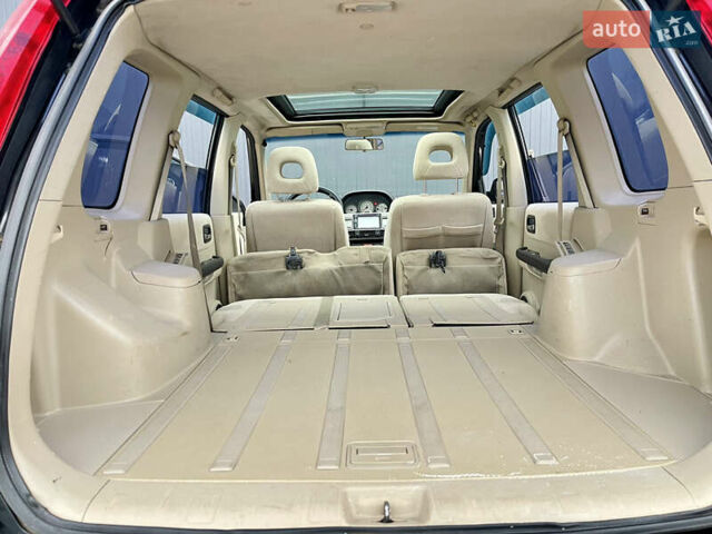 Черный Ниссан ИксТрейл, объемом двигателя 2 л и пробегом 320 тыс. км за 5600 $, фото 15 на Automoto.ua