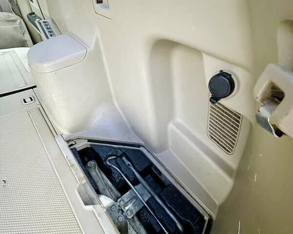 Черный Ниссан ИксТрейл, объемом двигателя 2 л и пробегом 320 тыс. км за 5600 $, фото 17 на Automoto.ua