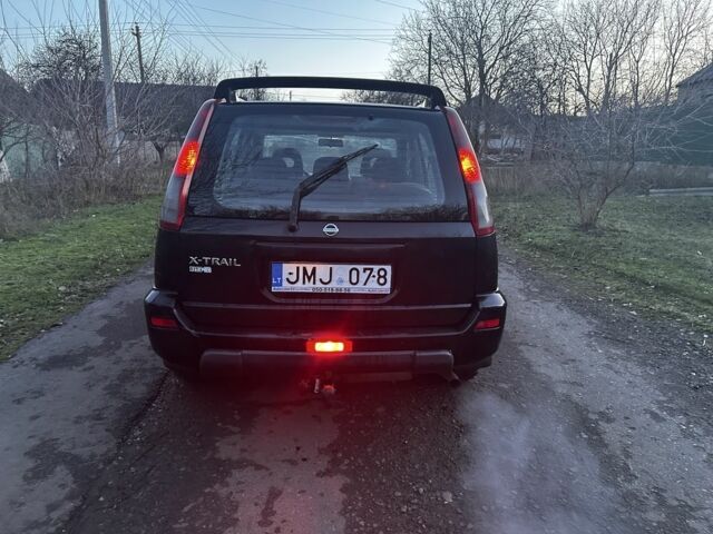 Черный Ниссан ИксТрейл, объемом двигателя 0 л и пробегом 420 тыс. км за 2010 $, фото 5 на Automoto.ua