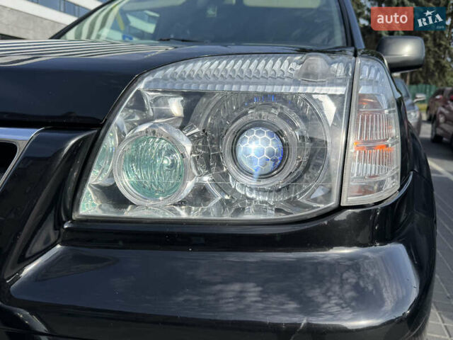 Черный Ниссан ИксТрейл, объемом двигателя 2.5 л и пробегом 318 тыс. км за 8000 $, фото 20 на Automoto.ua