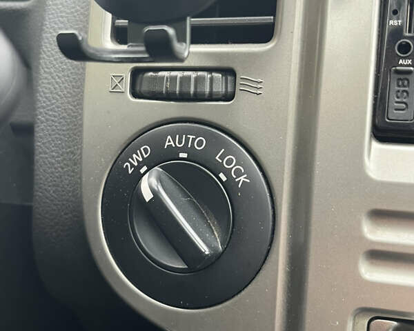 Чорний Ніссан ІксТрейл, об'ємом двигуна 2.5 л та пробігом 179 тис. км за 6800 $, фото 36 на Automoto.ua