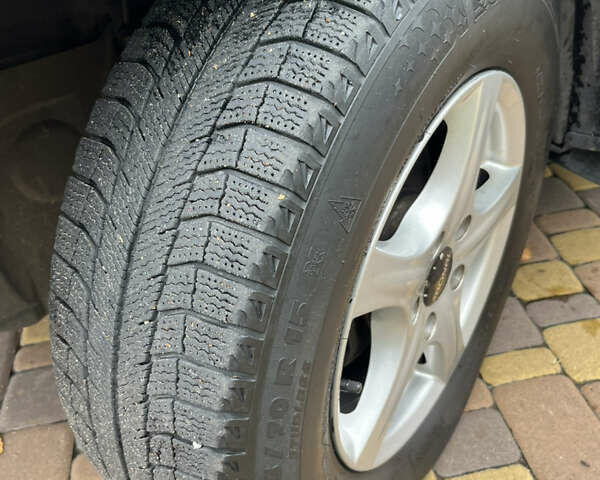 Чорний Ніссан ІксТрейл, об'ємом двигуна 2.5 л та пробігом 179 тис. км за 6800 $, фото 22 на Automoto.ua