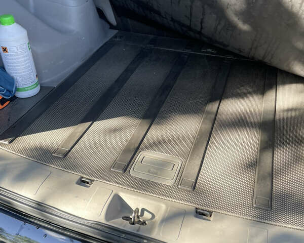 Черный Ниссан ИксТрейл, объемом двигателя 2 л и пробегом 215 тыс. км за 7000 $, фото 17 на Automoto.ua