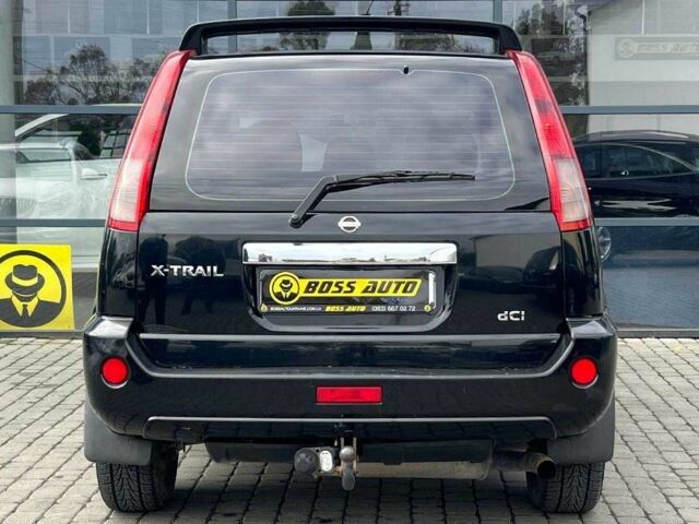 Чорний Ніссан ІксТрейл, об'ємом двигуна 2.2 л та пробігом 210 тис. км за 7500 $, фото 5 на Automoto.ua