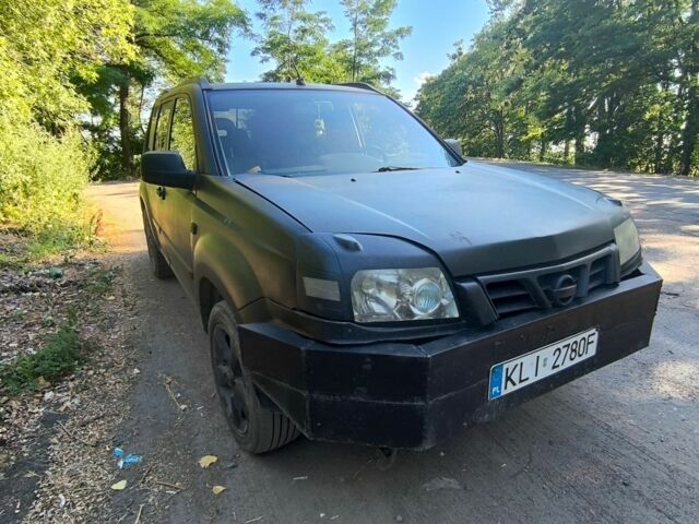 Черный Ниссан ИксТрейл, объемом двигателя 0 л и пробегом 300 тыс. км за 2493 $, фото 9 на Automoto.ua