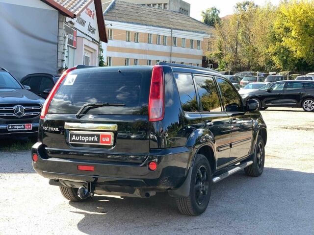 Чорний Ніссан ІксТрейл, об'ємом двигуна 2.5 л та пробігом 295 тис. км за 6890 $, фото 4 на Automoto.ua