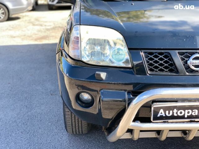 Черный Ниссан ИксТрейл, объемом двигателя 2.5 л и пробегом 295 тыс. км за 6890 $, фото 9 на Automoto.ua