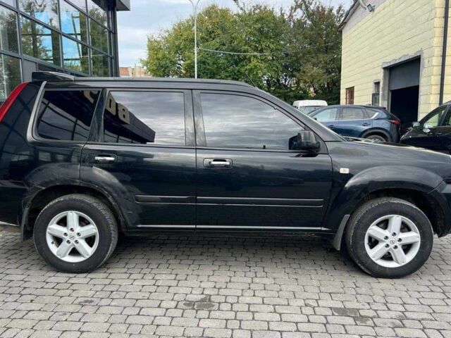 Чорний Ніссан ІксТрейл, об'ємом двигуна 2.2 л та пробігом 210 тис. км за 7500 $, фото 7 на Automoto.ua