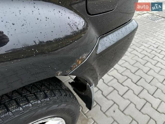 Черный Ниссан ИксТрейл, объемом двигателя 2.5 л и пробегом 282 тыс. км за 6250 $, фото 12 на Automoto.ua