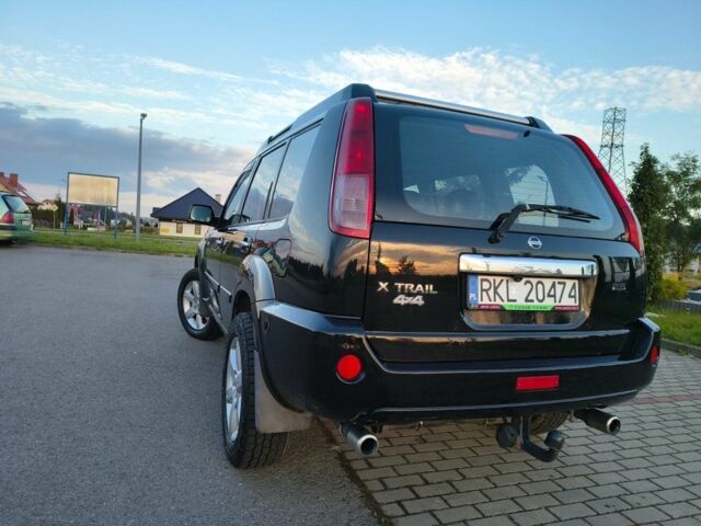 Чорний Ніссан ІксТрейл, об'ємом двигуна 0.22 л та пробігом 250 тис. км за 2400 $, фото 1 на Automoto.ua