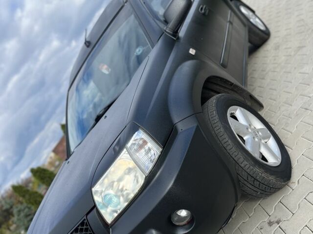 Черный Ниссан ИксТрейл, объемом двигателя 0 л и пробегом 200 тыс. км за 2850 $, фото 1 на Automoto.ua