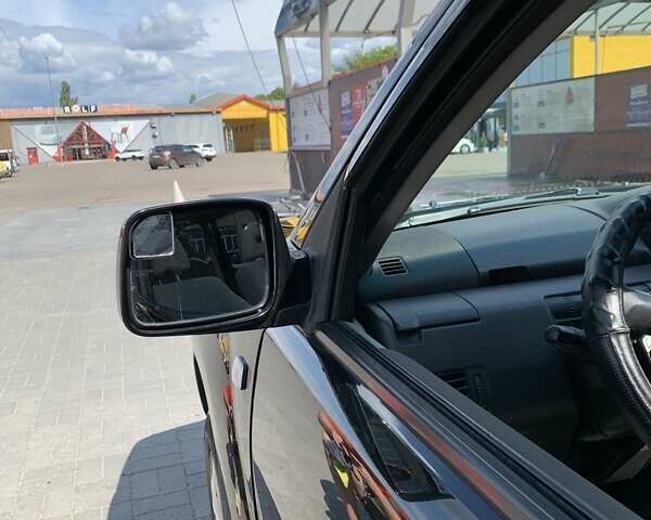 Черный Ниссан ИксТрейл, объемом двигателя 2.2 л и пробегом 227 тыс. км за 8300 $, фото 25 на Automoto.ua