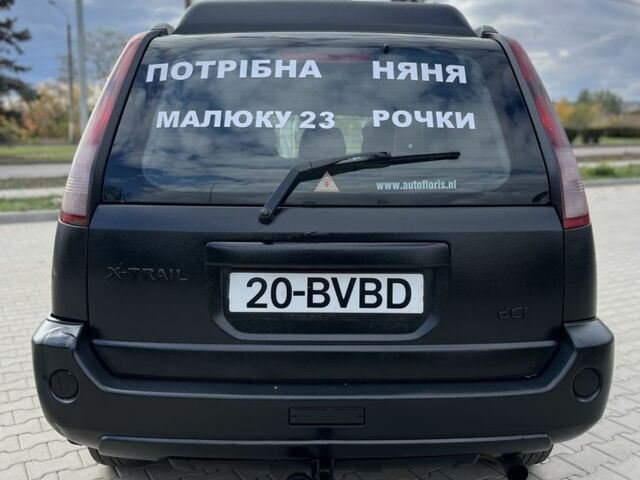 Черный Ниссан ИксТрейл, объемом двигателя 0 л и пробегом 200 тыс. км за 2850 $, фото 7 на Automoto.ua