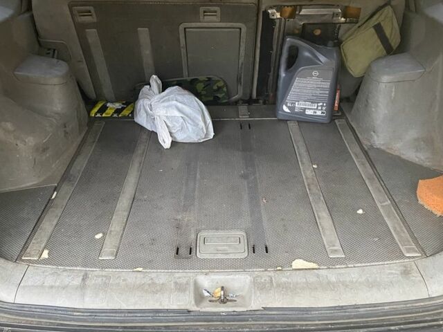 Черный Ниссан ИксТрейл, объемом двигателя 2.2 л и пробегом 397 тыс. км за 3700 $, фото 6 на Automoto.ua