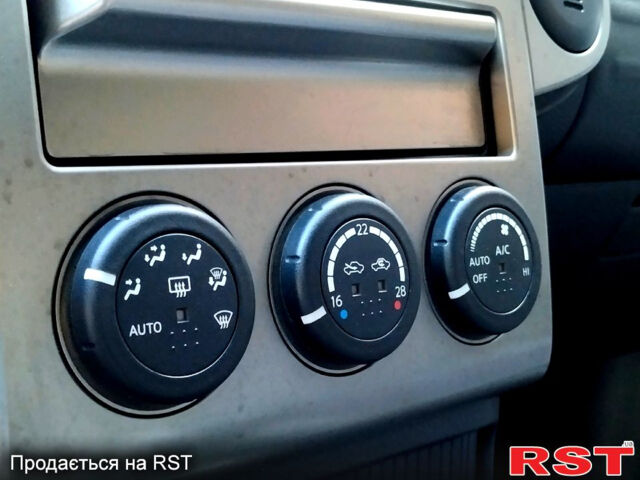 Черный Ниссан ИксТрейл, объемом двигателя 2 л и пробегом 200 тыс. км за 6200 $, фото 12 на Automoto.ua