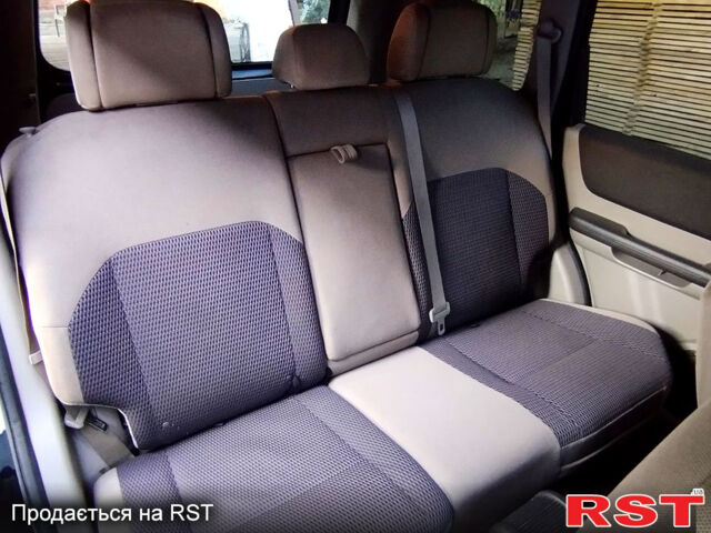 Черный Ниссан ИксТрейл, объемом двигателя 2 л и пробегом 200 тыс. км за 6200 $, фото 7 на Automoto.ua