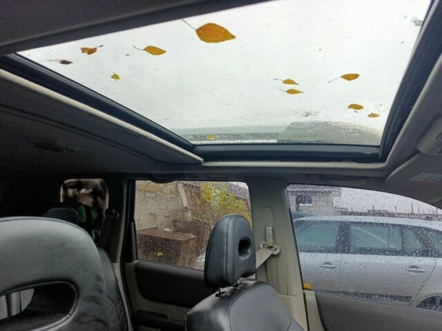 Черный Ниссан ИксТрейл, объемом двигателя 2 л и пробегом 180 тыс. км за 4500 $, фото 7 на Automoto.ua