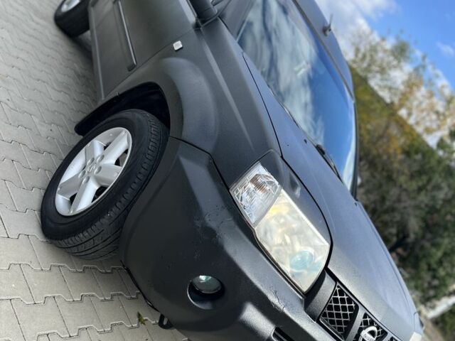 Черный Ниссан ИксТрейл, объемом двигателя 0 л и пробегом 200 тыс. км за 2850 $, фото 4 на Automoto.ua