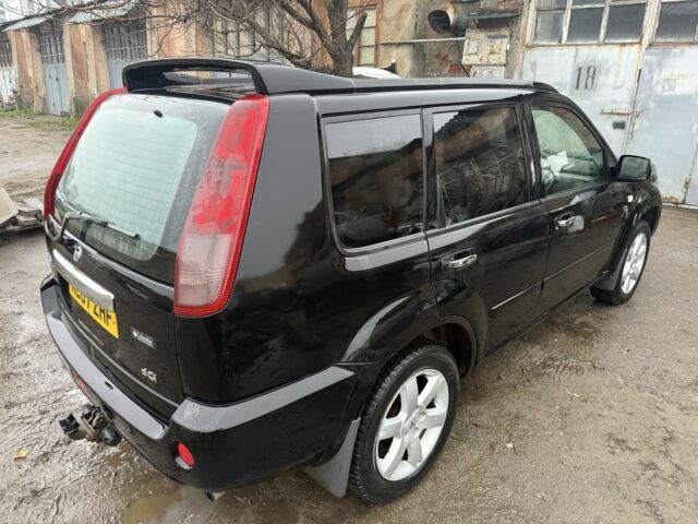 Черный Ниссан ИксТрейл, объемом двигателя 0 л и пробегом 200 тыс. км за 2500 $, фото 1 на Automoto.ua