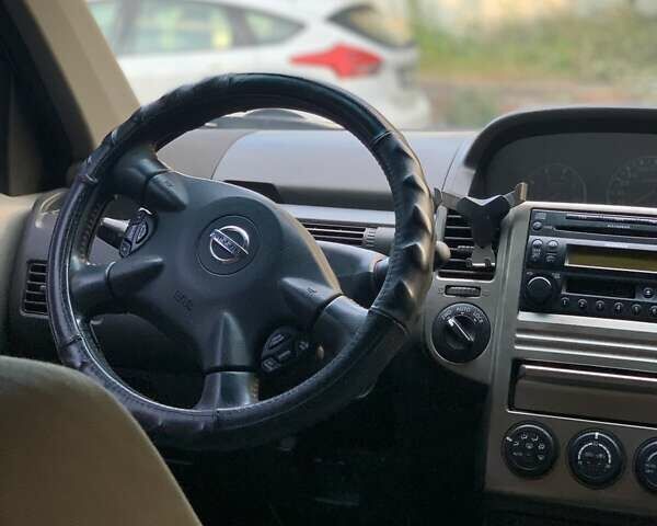 Черный Ниссан ИксТрейл, объемом двигателя 2.2 л и пробегом 227 тыс. км за 8300 $, фото 41 на Automoto.ua