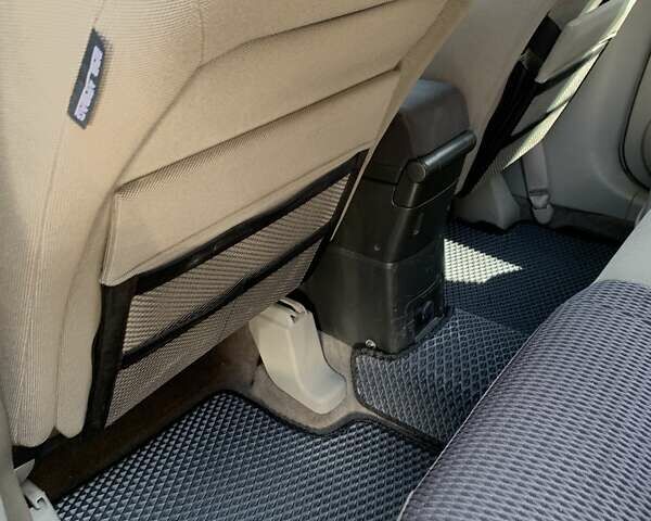 Черный Ниссан ИксТрейл, объемом двигателя 2.2 л и пробегом 227 тыс. км за 8300 $, фото 55 на Automoto.ua