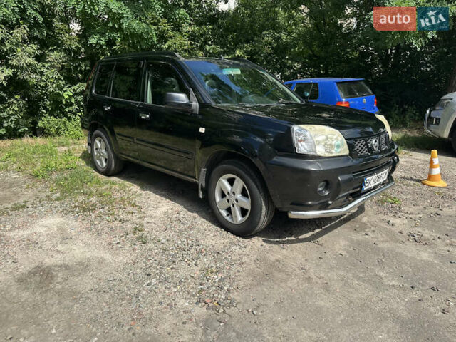 Чорний Ніссан ІксТрейл, об'ємом двигуна 2.49 л та пробігом 256 тис. км за 7000 $, фото 5 на Automoto.ua