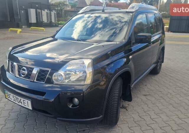 Чорний Ніссан ІксТрейл, об'ємом двигуна 2 л та пробігом 333 тис. км за 7450 $, фото 6 на Automoto.ua