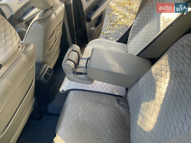 Черный Ниссан ИксТрейл, объемом двигателя 2 л и пробегом 214 тыс. км за 11500 $, фото 17 на Automoto.ua