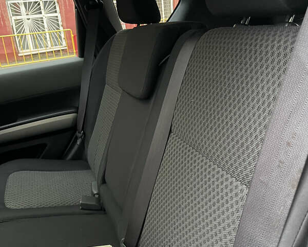 Черный Ниссан ИксТрейл, объемом двигателя 2 л и пробегом 193 тыс. км за 8700 $, фото 16 на Automoto.ua