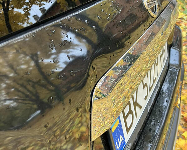 Черный Ниссан ИксТрейл, объемом двигателя 2 л и пробегом 257 тыс. км за 9147 $, фото 5 на Automoto.ua