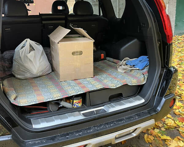 Черный Ниссан ИксТрейл, объемом двигателя 2 л и пробегом 257 тыс. км за 9147 $, фото 7 на Automoto.ua