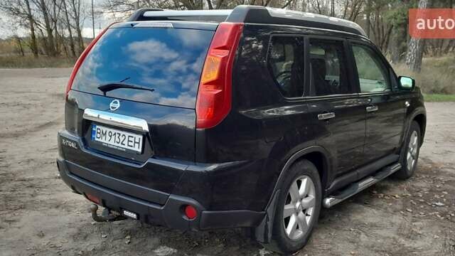 Черный Ниссан ИксТрейл, объемом двигателя 2 л и пробегом 259 тыс. км за 9999 $, фото 5 на Automoto.ua