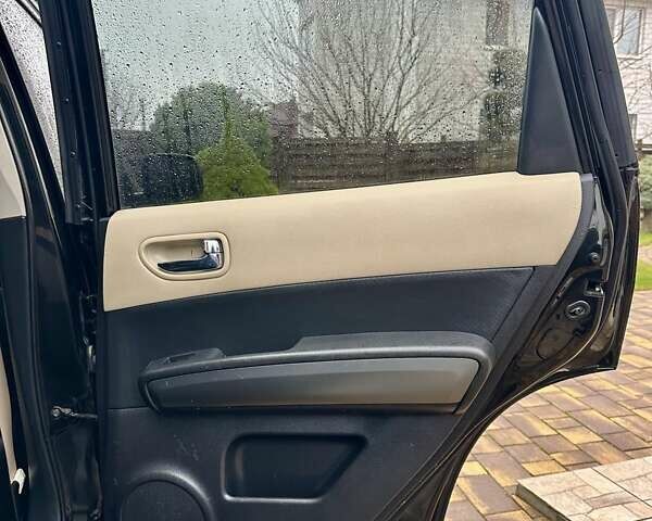 Черный Ниссан ИксТрейл, объемом двигателя 2 л и пробегом 264 тыс. км за 11250 $, фото 37 на Automoto.ua