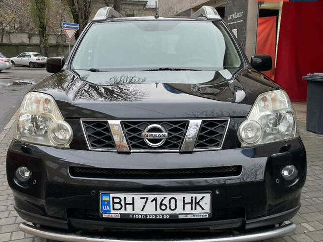 Черный Ниссан ИксТрейл, объемом двигателя 2 л и пробегом 193 тыс. км за 8700 $, фото 2 на Automoto.ua