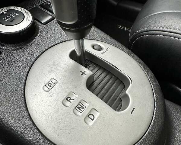 Черный Ниссан ИксТрейл, объемом двигателя 2 л и пробегом 264 тыс. км за 11250 $, фото 52 на Automoto.ua