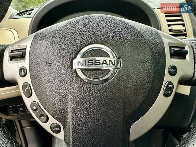 Черный Ниссан ИксТрейл, объемом двигателя 2 л и пробегом 264 тыс. км за 11250 $, фото 53 на Automoto.ua