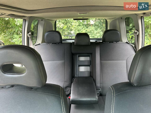 Чорний Ніссан ІксТрейл, об'ємом двигуна 2.49 л та пробігом 256 тис. км за 7000 $, фото 13 на Automoto.ua