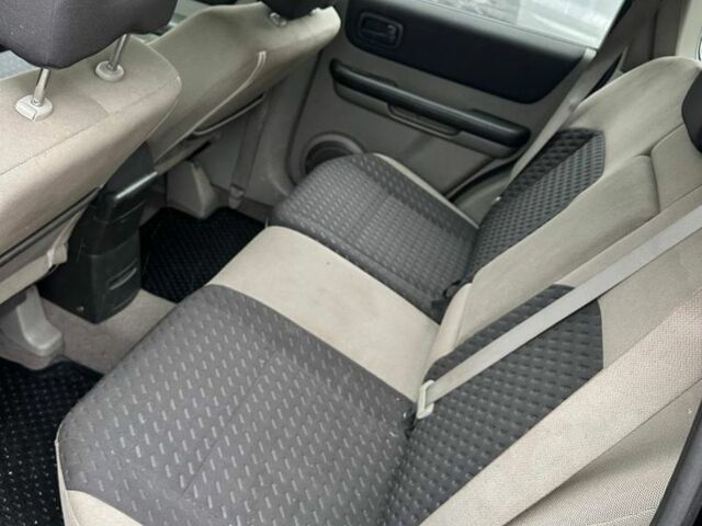 Черный Ниссан ИксТрейл, объемом двигателя 2.2 л и пробегом 180 тыс. км за 3358 $, фото 4 на Automoto.ua