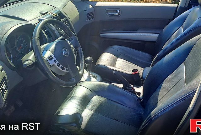 Черный Ниссан ИксТрейл, объемом двигателя 2.5 л и пробегом 223 тыс. км за 7500 $, фото 6 на Automoto.ua