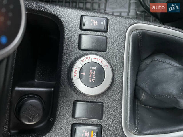 Черный Ниссан ИксТрейл, объемом двигателя 2 л и пробегом 210 тыс. км за 8750 $, фото 47 на Automoto.ua