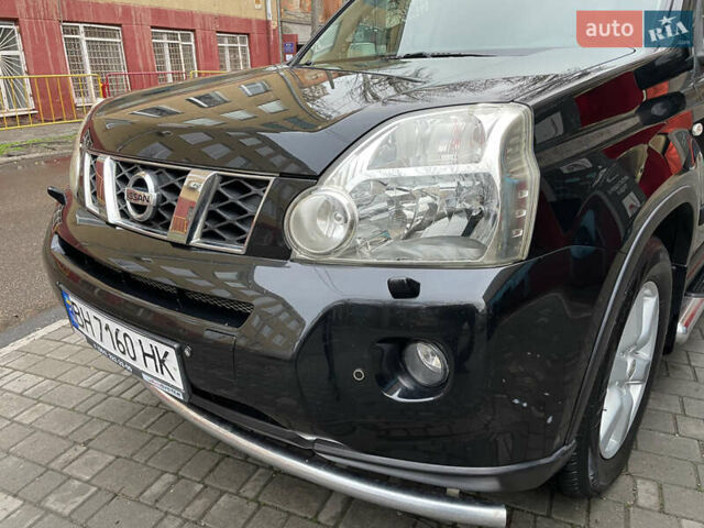 Черный Ниссан ИксТрейл, объемом двигателя 2 л и пробегом 193 тыс. км за 8700 $, фото 5 на Automoto.ua