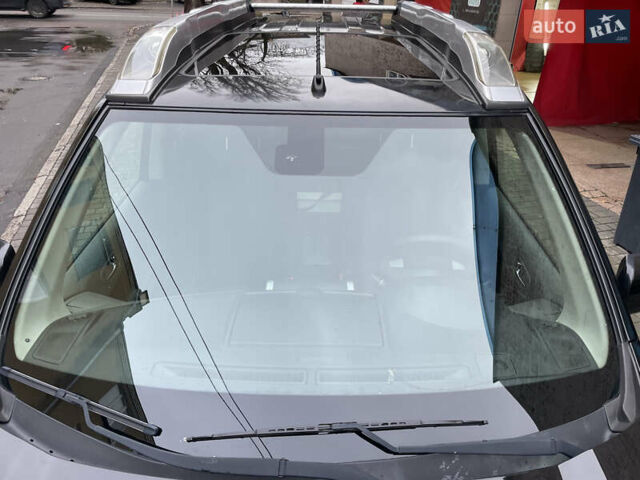 Черный Ниссан ИксТрейл, объемом двигателя 2 л и пробегом 193 тыс. км за 8700 $, фото 8 на Automoto.ua