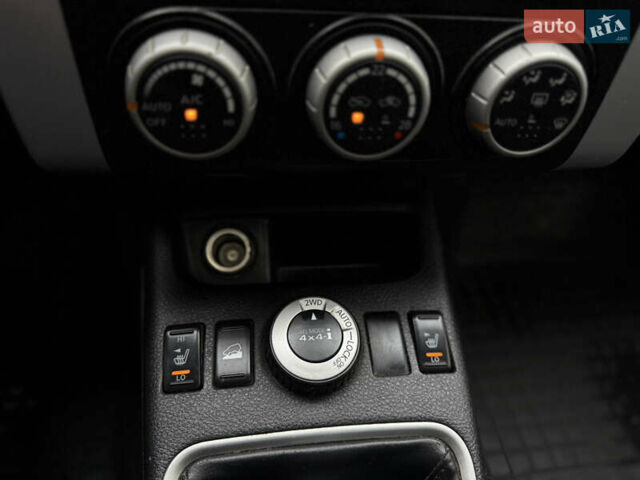 Черный Ниссан ИксТрейл, объемом двигателя 2.49 л и пробегом 197 тыс. км за 8888 $, фото 29 на Automoto.ua