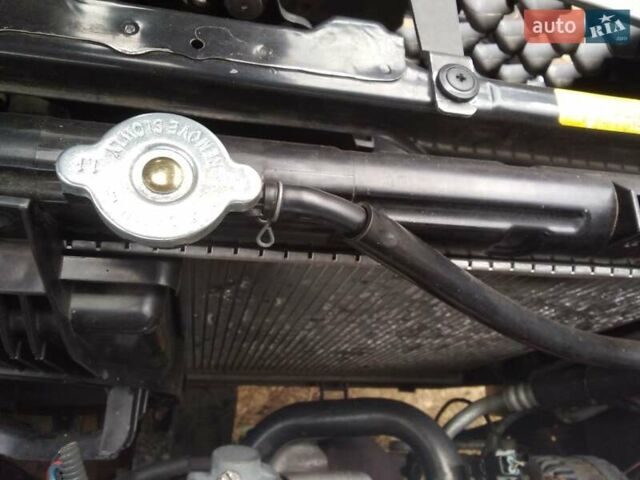 Чорний Ніссан ІксТрейл, об'ємом двигуна 2.2 л та пробігом 300 тис. км за 8281 $, фото 5 на Automoto.ua